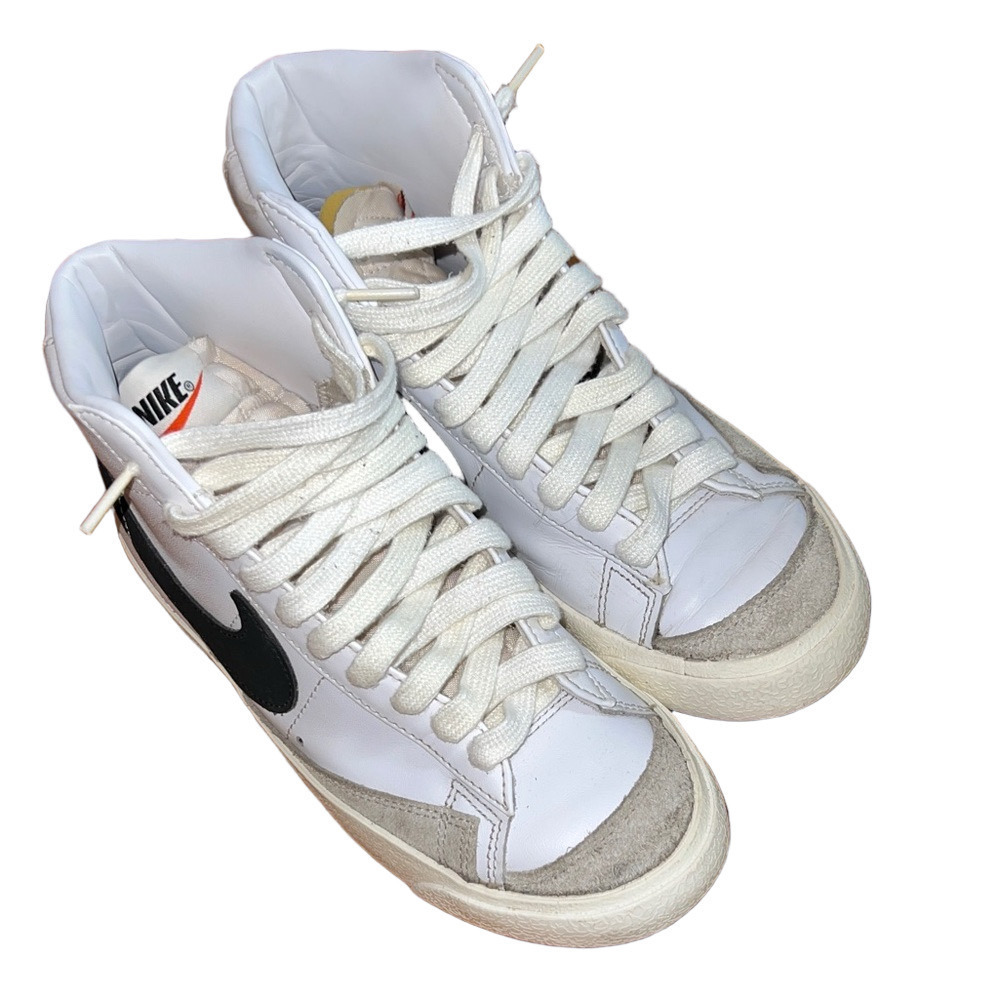 Nike Blazer Mid 77 Shoes White w/Black Swoosh Vintage Retro Style  Size 6